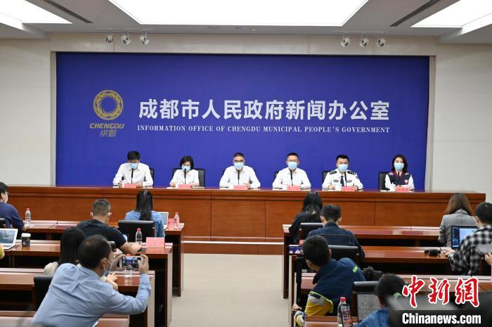 （抗擊新冠肺炎）成都1.48萬家企業(yè)閉環(huán)管理、連續(xù)生產(chǎn)工業(yè)企業(yè)復(fù)工率達到65%
