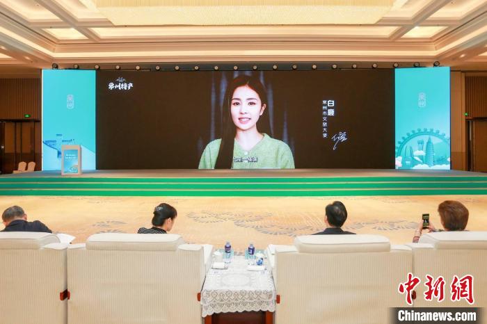常州籍演員白鹿擔(dān)綱常州文旅大使，為家鄉(xiāng)傾情打CALL?！√凭?攝