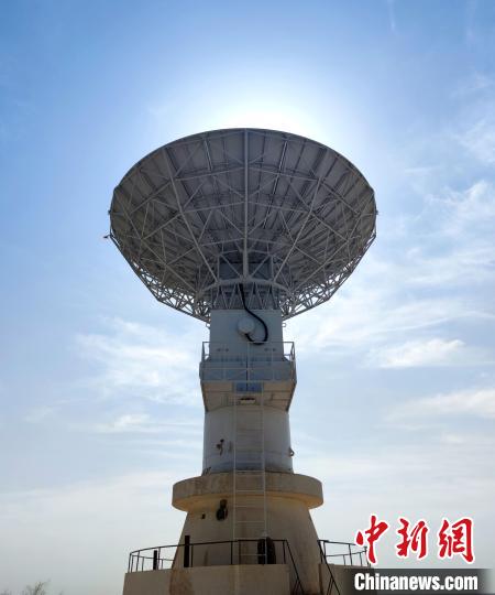 中國電科研制的測控系統(tǒng)?！≈袊娍?供圖