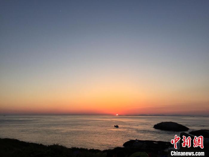 浙江海域一景?！×植?攝