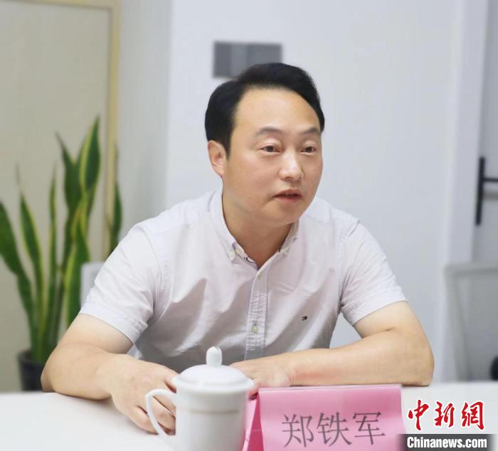 寧德市臺(tái)港澳辦主任鄭鐵軍講話?！窃式?攝