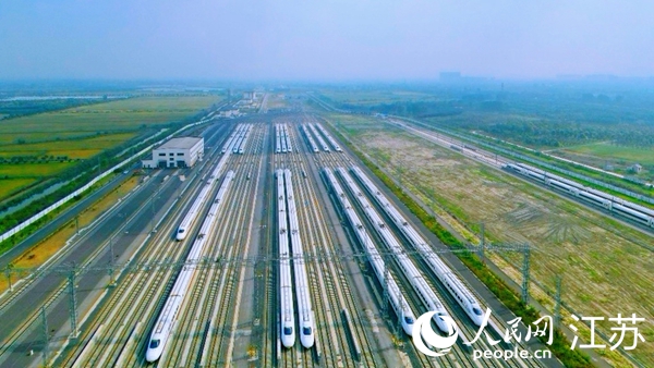 南京動(dòng)車段南通動(dòng)車所。人民網(wǎng)記者 王繼亮攝