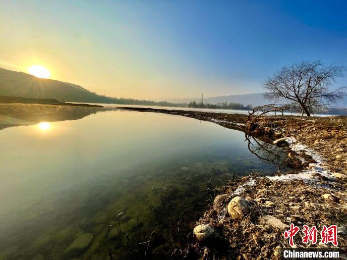圖為青海省化隆縣黃河濕地景色。　李玉峰 攝