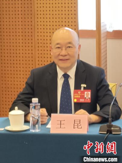 圖為全國政協(xié)委員，農(nóng)工黨青海省委會主委王昆?！∈茉L者供圖