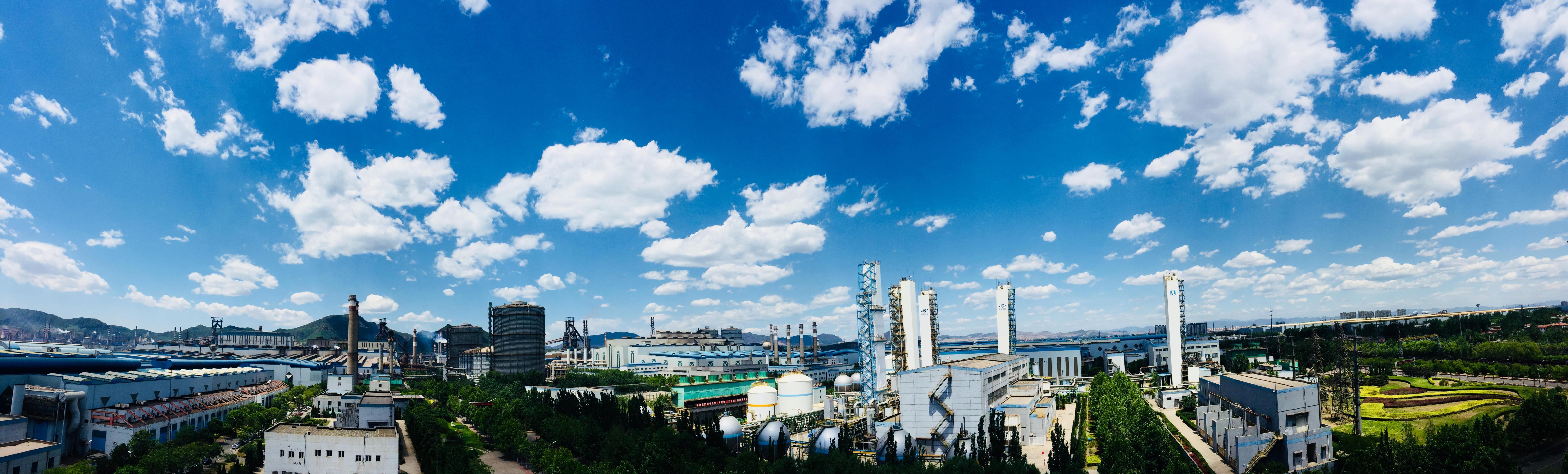 首鋼股份公司遷安鋼鐵公司。尹小龍攝