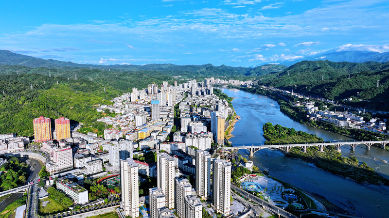 石泉縣入選全國美麗鄉(xiāng)村先行區(qū)。石泉縣委宣傳部供圖