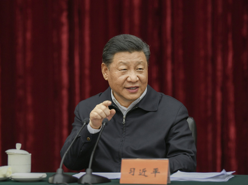 2019年4月15日至17日，中共中央總書記、國家主席、中央軍委主席習(xí)近平在重慶考察，并主持召開解決“兩不愁三保障”突出問題座談會。這是4月16日下午，習(xí)近平主持召開解決“兩不愁三保障”突出問題座談會并發(fā)表重要講話。新華社記者 謝環(huán)馳 攝