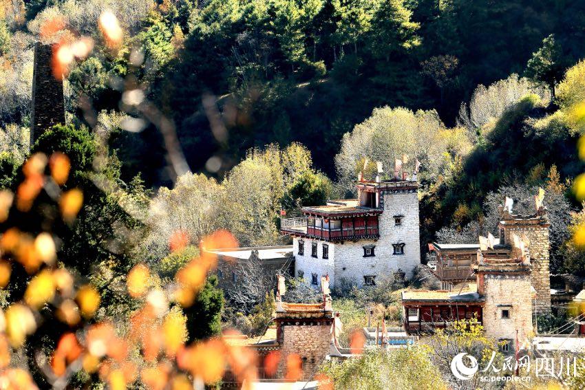丹巴美景。李永安攝