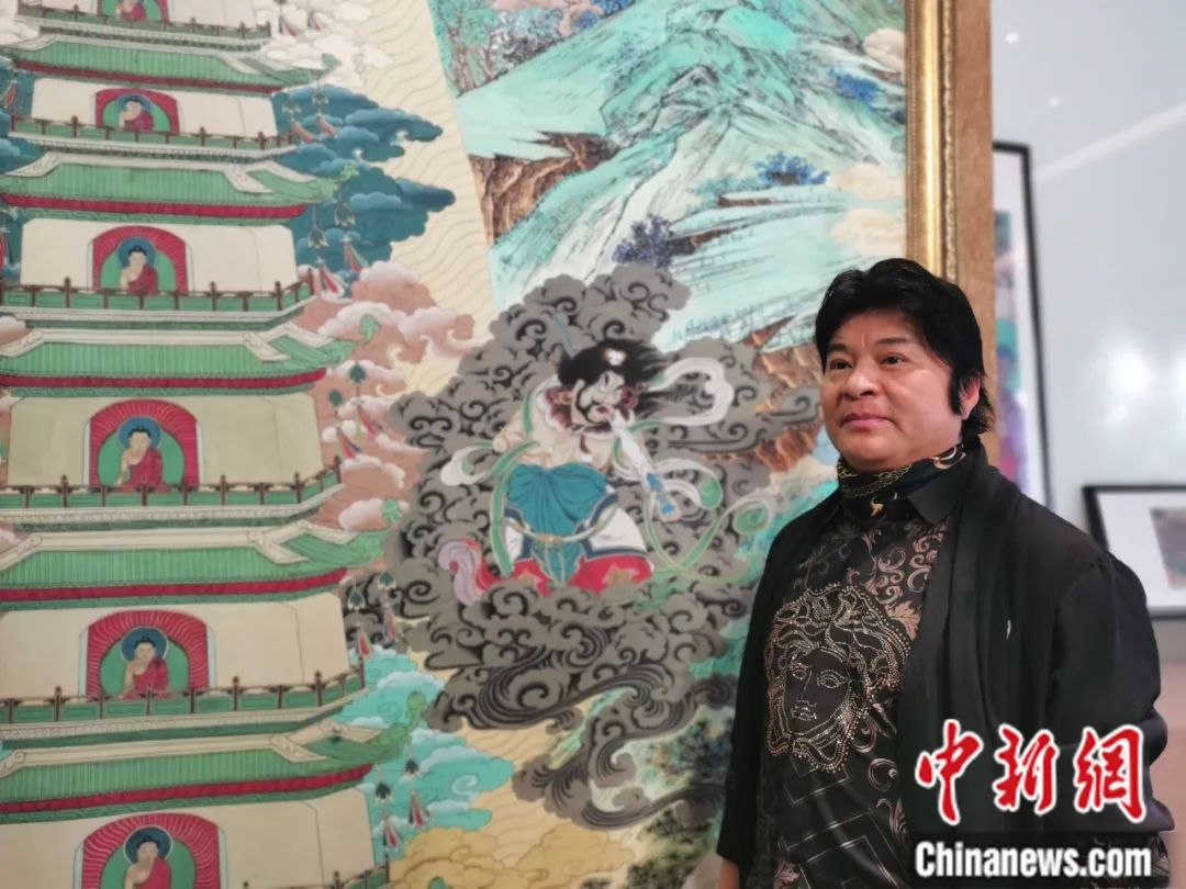 國家一級美術師劉觖。張?zhí)砀?攝