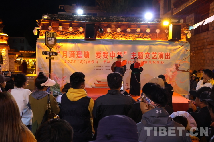 圖為詩朗誦.JPG 圖為詩朗誦.JPG