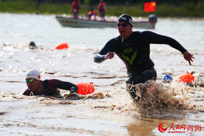 圣潔海南——貴德站。人民網(wǎng) 陳明菊攝