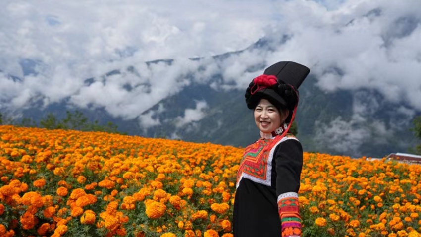 瀘定正以其獨特的魅力，吸引著各地游客。瀘定縣委宣傳部供圖