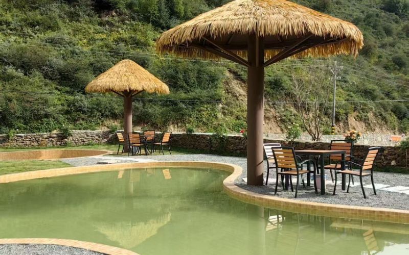 興疆溝溫泉。道孚縣融媒體中心供圖