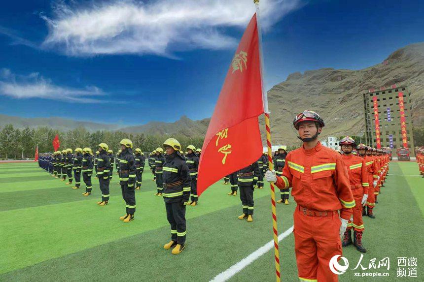 誓師大會現(xiàn)場。 人民網(wǎng) 李海霞 攝
