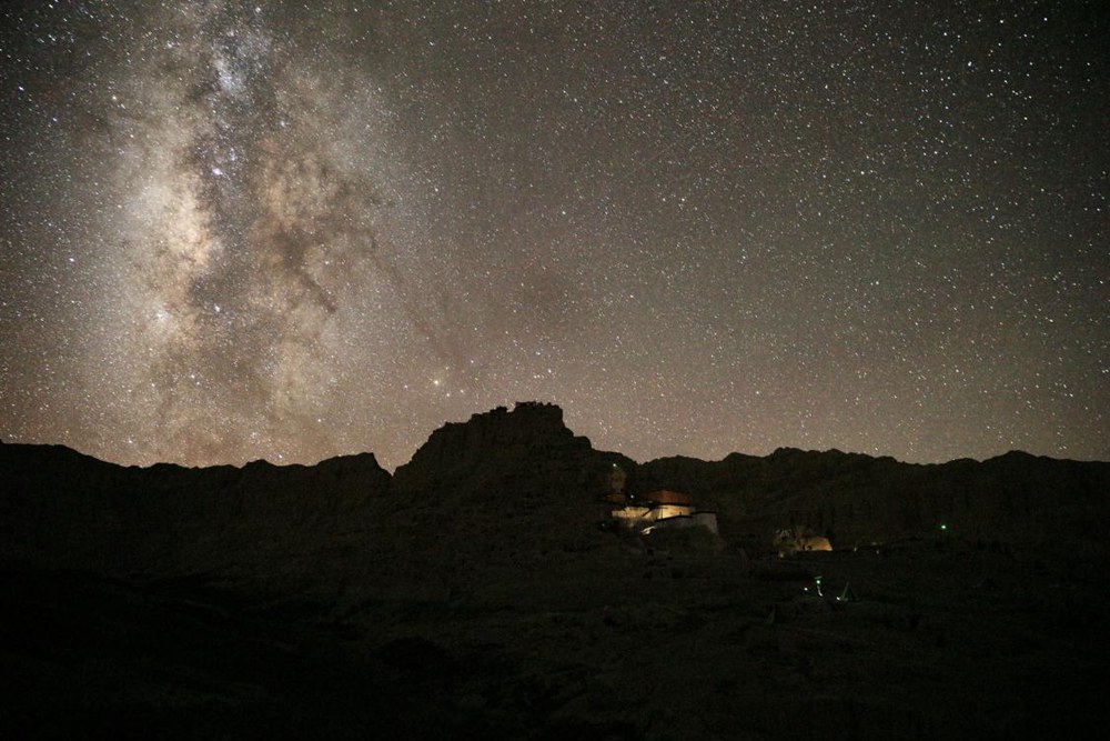 阿里暗夜星空。旦真次旦攝