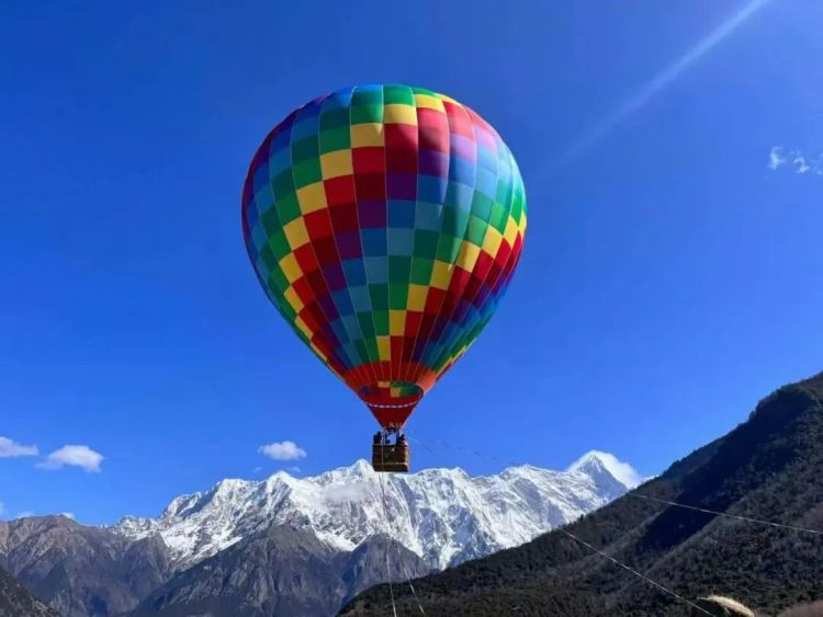 懂西藏的人，一定不會(huì)錯(cuò)過林芝的秋天