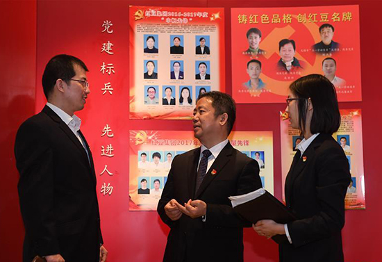 中國的民營企業(yè)為什么要加強黨的建設(shè)？