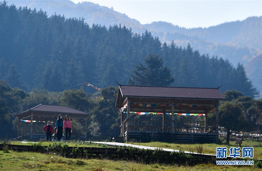 （全面建成小康社會(huì)“百城千縣萬村調(diào)研行”·圖文互動(dòng)）（3）青?？柎澹骸肮夤鞔濉钡娜A麗轉(zhuǎn)身