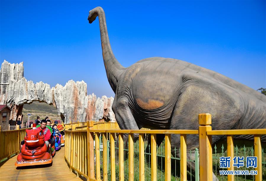 （全面建成小康社會(huì)“百城千縣萬村調(diào)研行”·圖文互動(dòng)）（5）青?？柎澹骸肮夤鞔濉钡娜A麗轉(zhuǎn)身