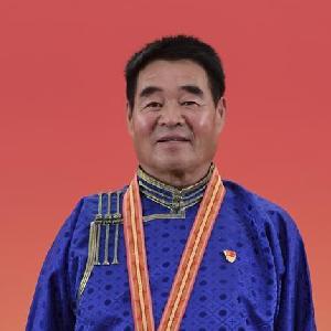 （奮斗百年路　啟航新征程·“七一勛章”獲得者·圖文互動(dòng)）（2）“草原之子”廷·巴特爾：讓草原綠起來，幫牧民富起來