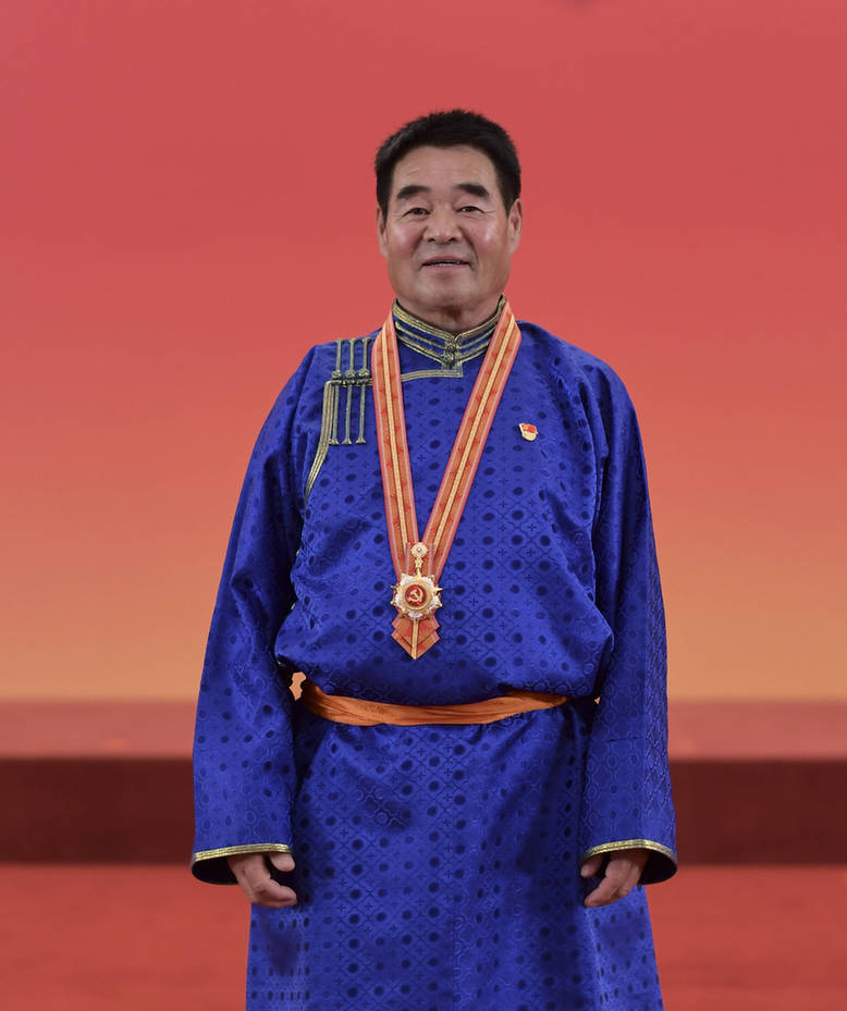 有聲手賬丨【我是一線黨代表 】廷·巴特爾：“四點平衡”建設美麗富饒新牧區(qū)