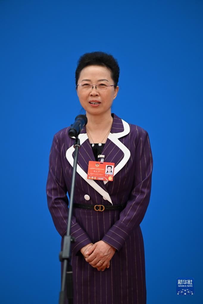 聚焦兩會“委員通道”