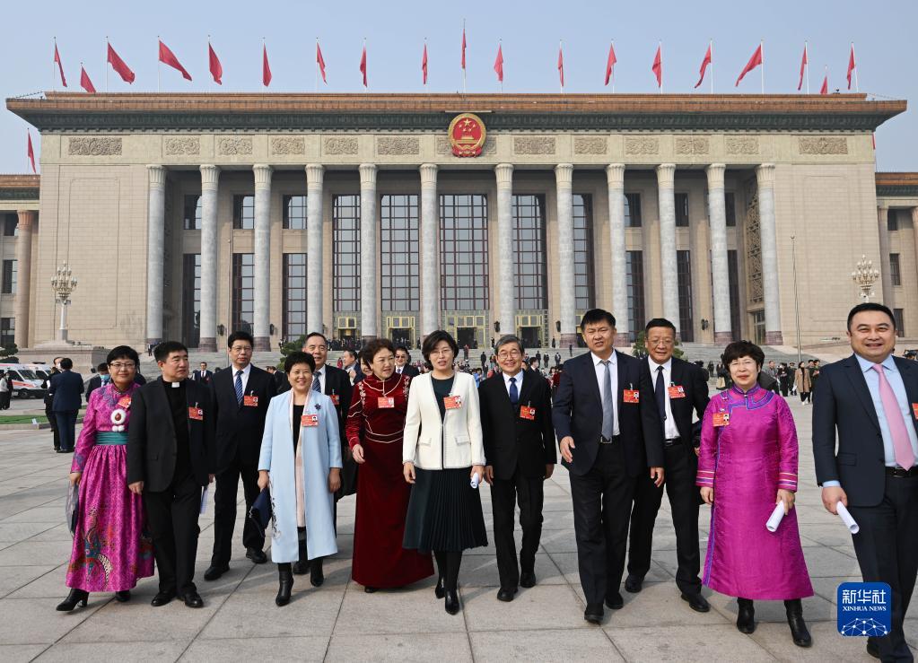 全國政協(xié)十三屆五次會(huì)議舉行閉幕會(huì)